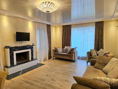 Cottage for sale, 250 m², yard area 600 m²