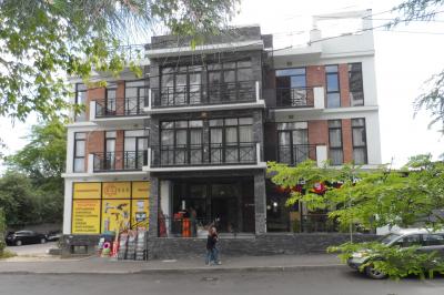 ქირავდება საოფისე კომერციული ფართი, გრძელვადიანი, 268 მ²